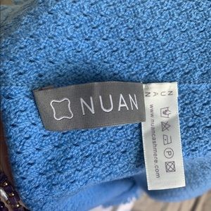 Nuan cashmere scarf-new!
